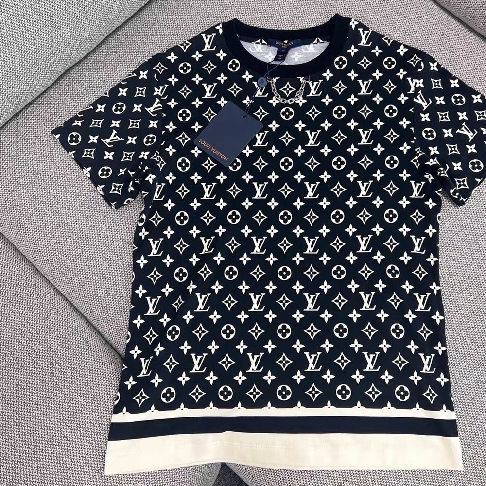 Authentic Louis Vuitton Navy and Cream Monogram Tee
